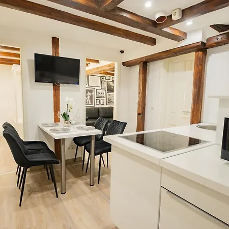 Apartament Stylisches In *